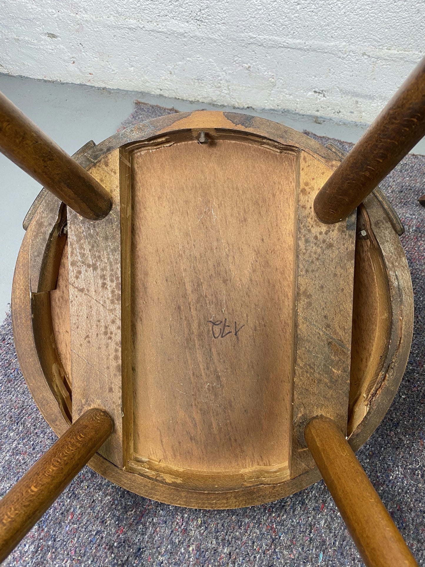 Lot de 3 chaises bistrot dépareillés et abîmés
