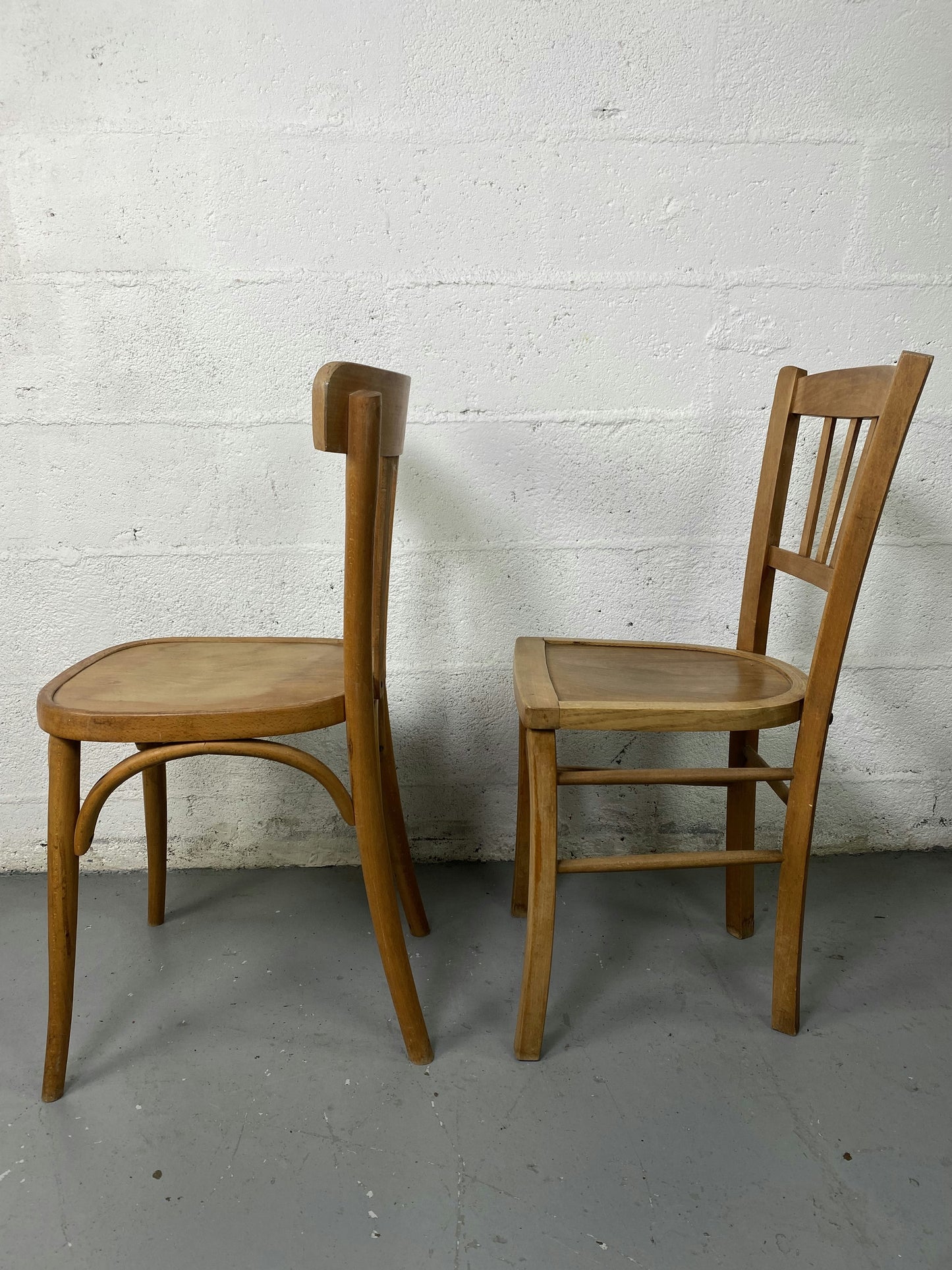 Lot de 4 chaises bistrot dépareillés