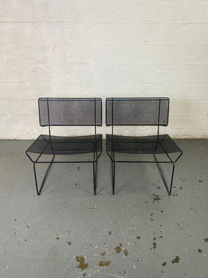 Paire de fauteuils en métal perforé collection fil par François Azambourg