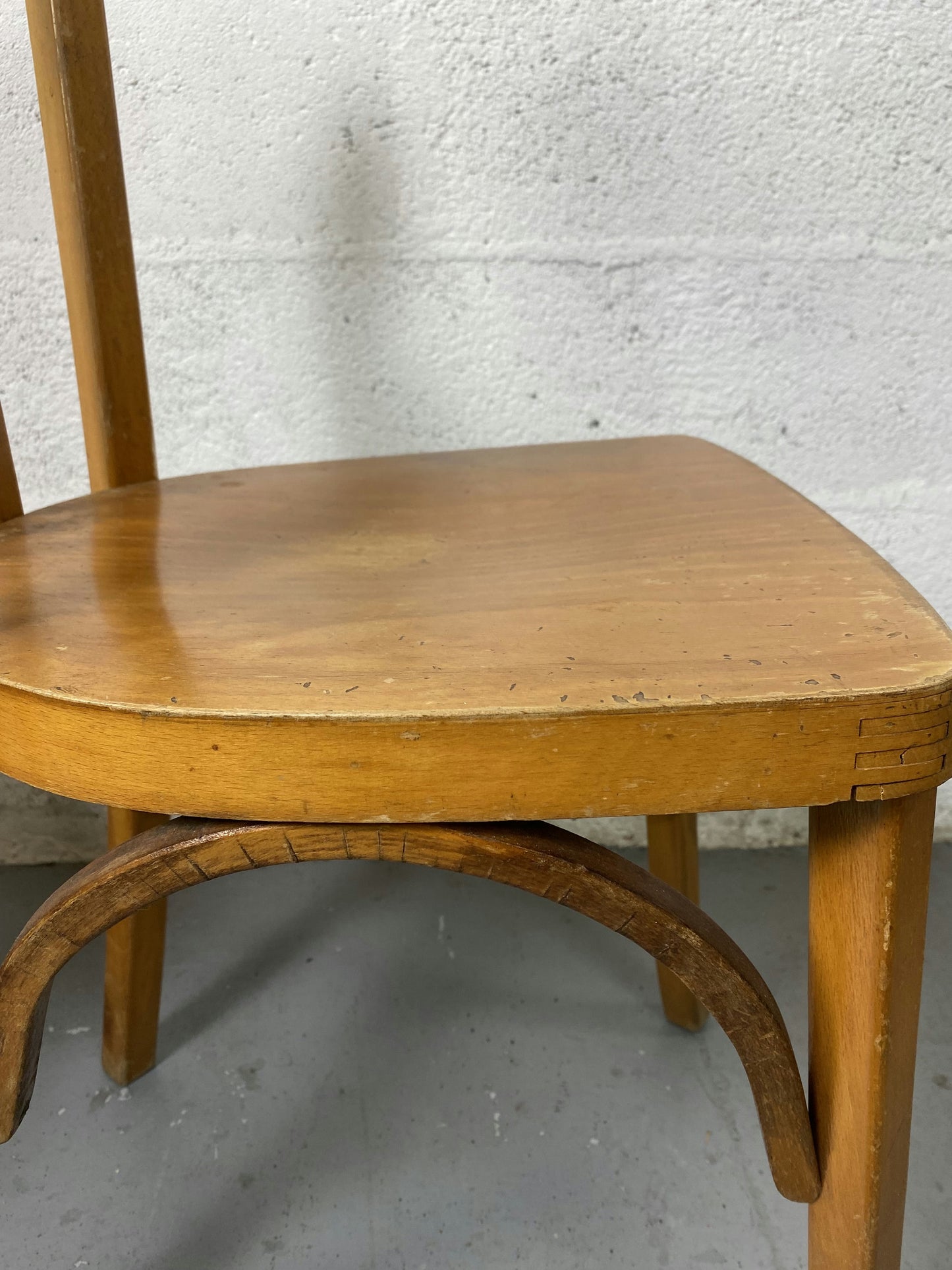 Lot de 4 chaises bistrot dépareillés