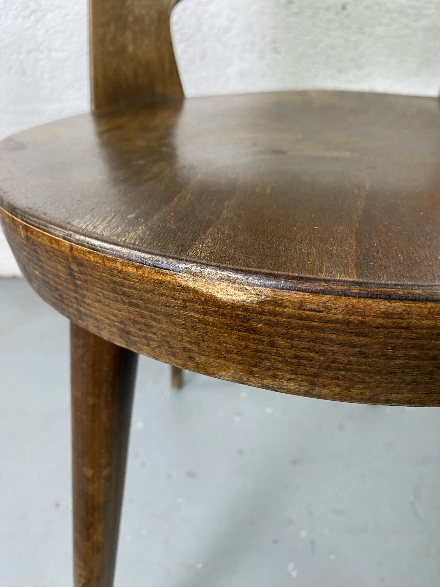 Lot de 3 chaises bistrot dépareillés et abîmés