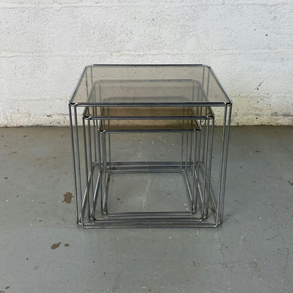 Tables Gigognes Isocèle Max Sauze pour Groupe SA