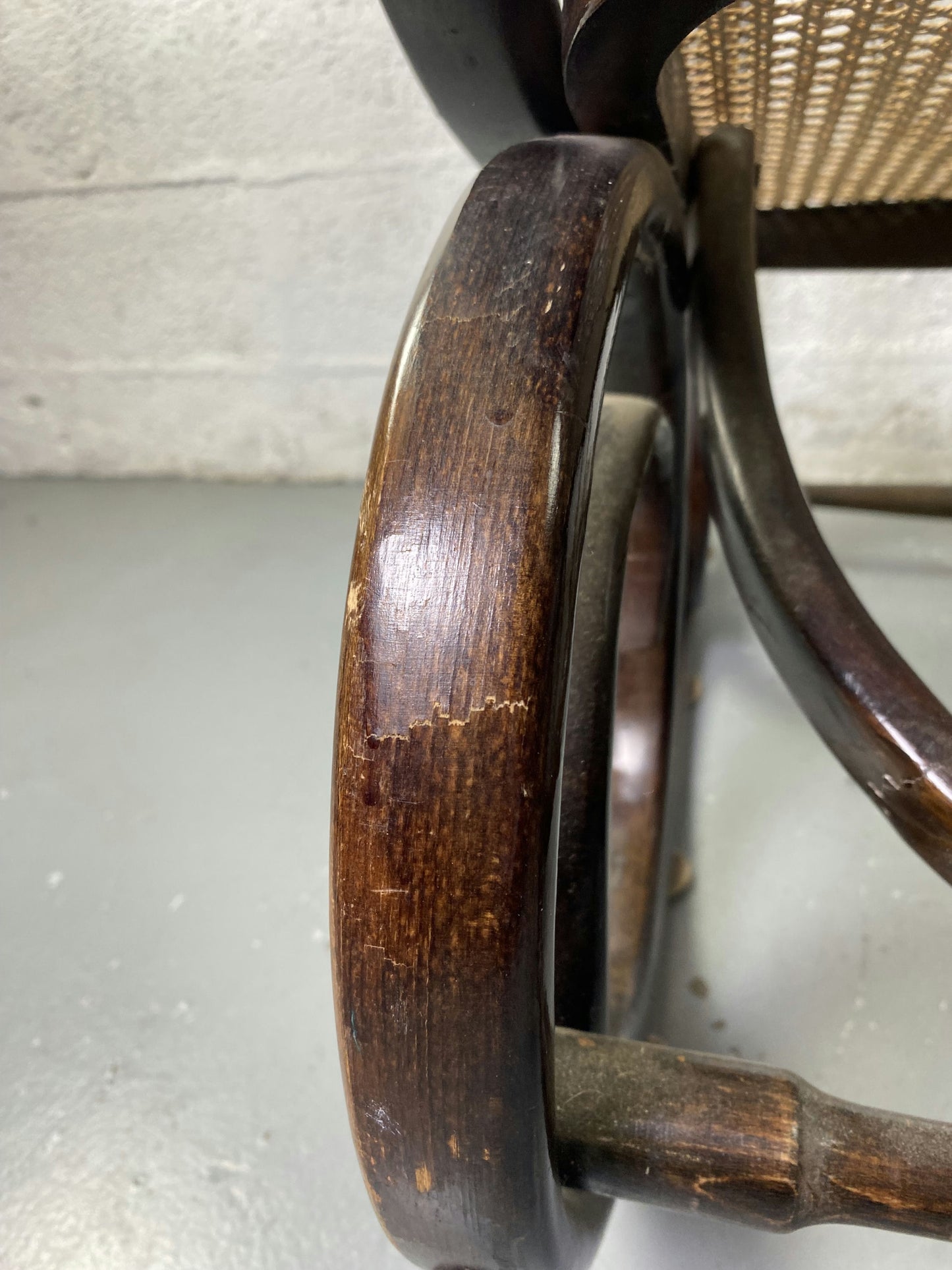 Rocking-chair Chair en bois et Cannage année 70