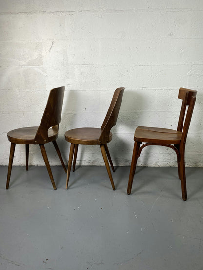Lot de 3 chaises bistrot dépareillés et abîmés