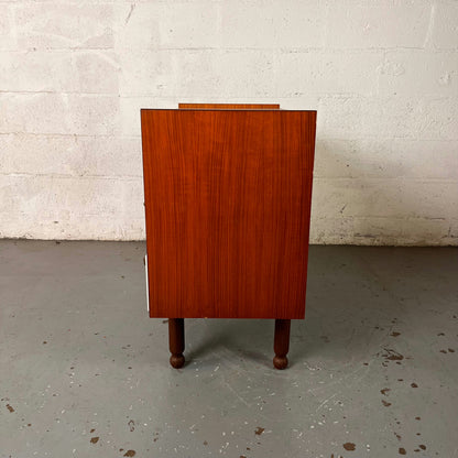 Commode en teck et formica blanc